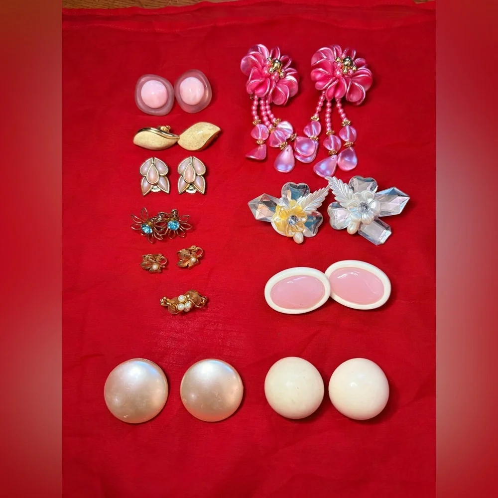 Vintage clip on earring lot